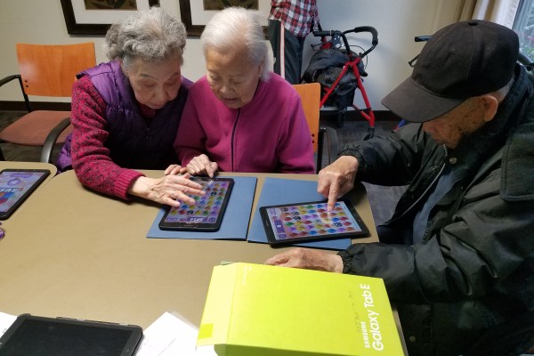 CTN learners using Tablets in Cantonese class